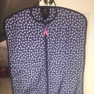 Vera bradley garment bag with matching sinch bag